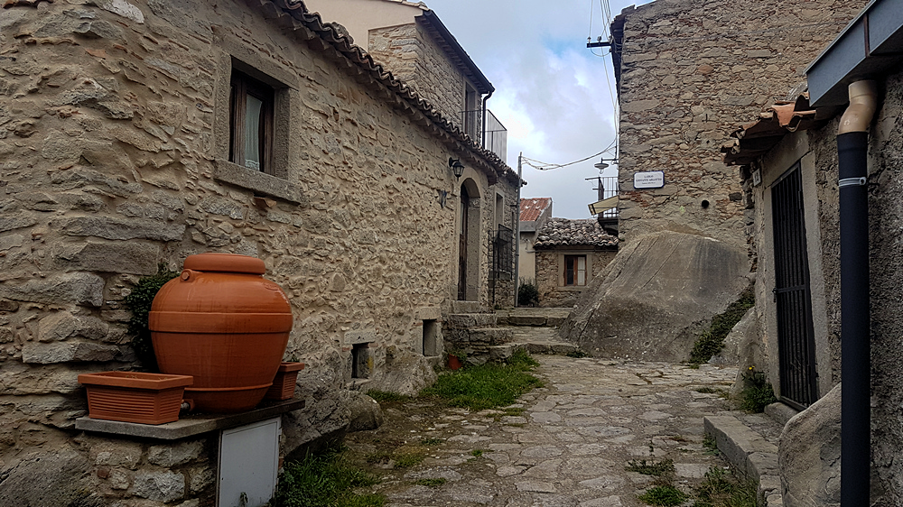 montalbano elicona
