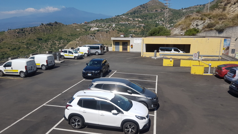 taormina pubblic parking