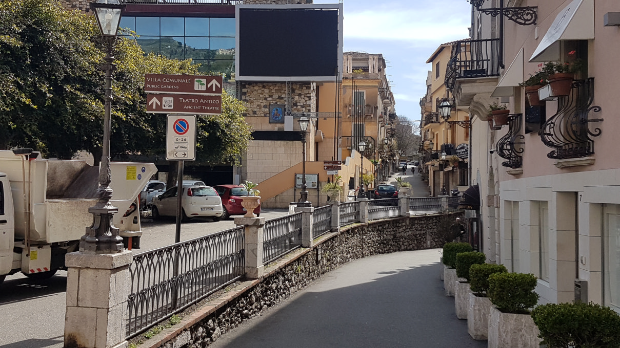 taormina way for greek theater after quarantine covid-19