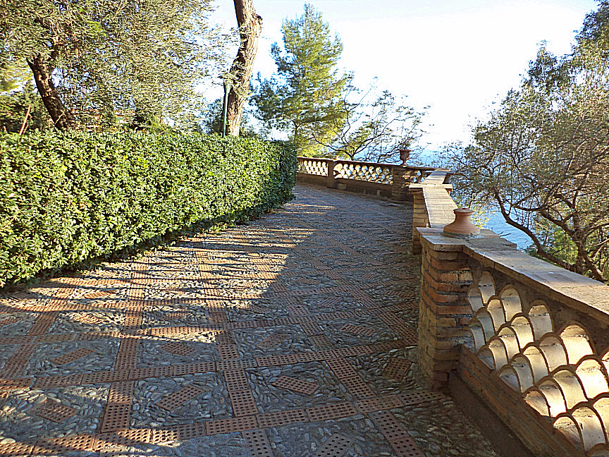 taormina villa comunale viale panoramico vicino jolly hotel