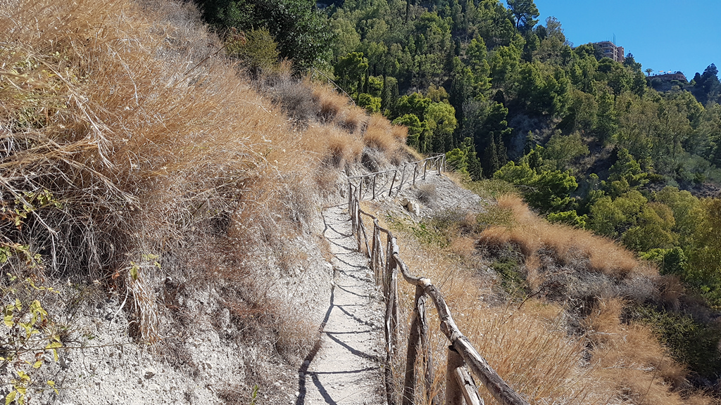 Madonna delle grazie path to taormina