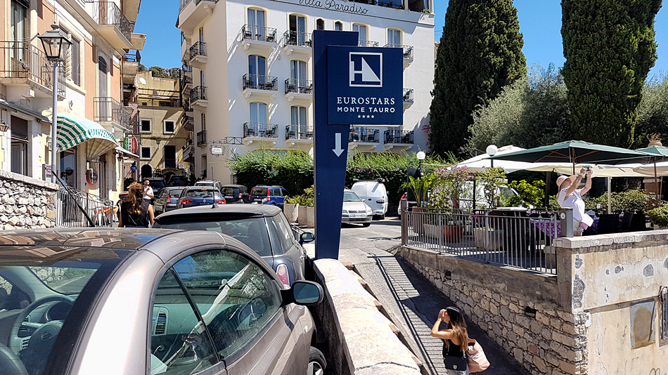 route taormina giardini-naxos and back