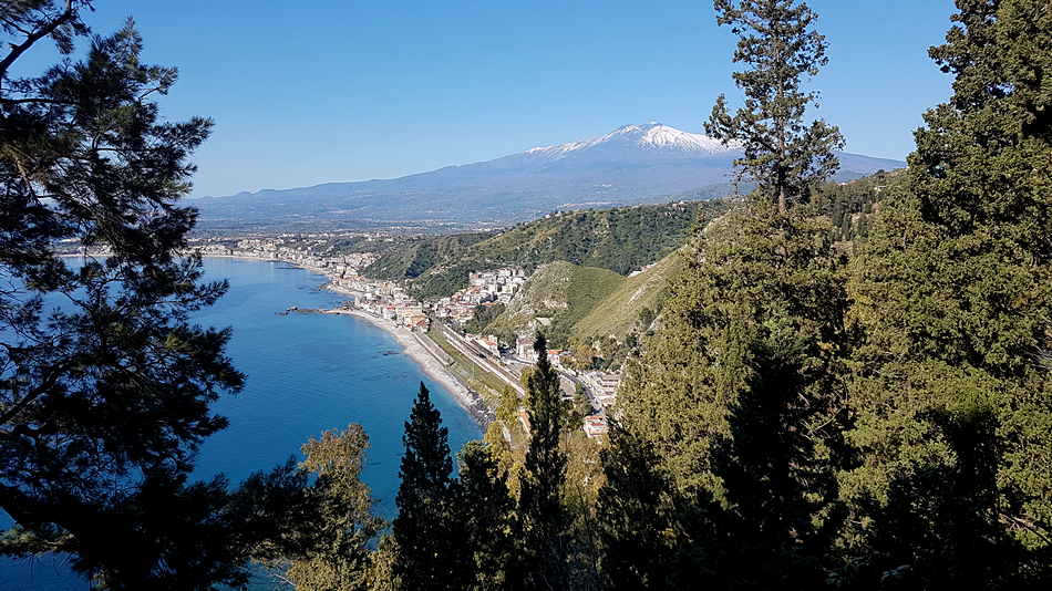 route taormina giardini-naxos and back