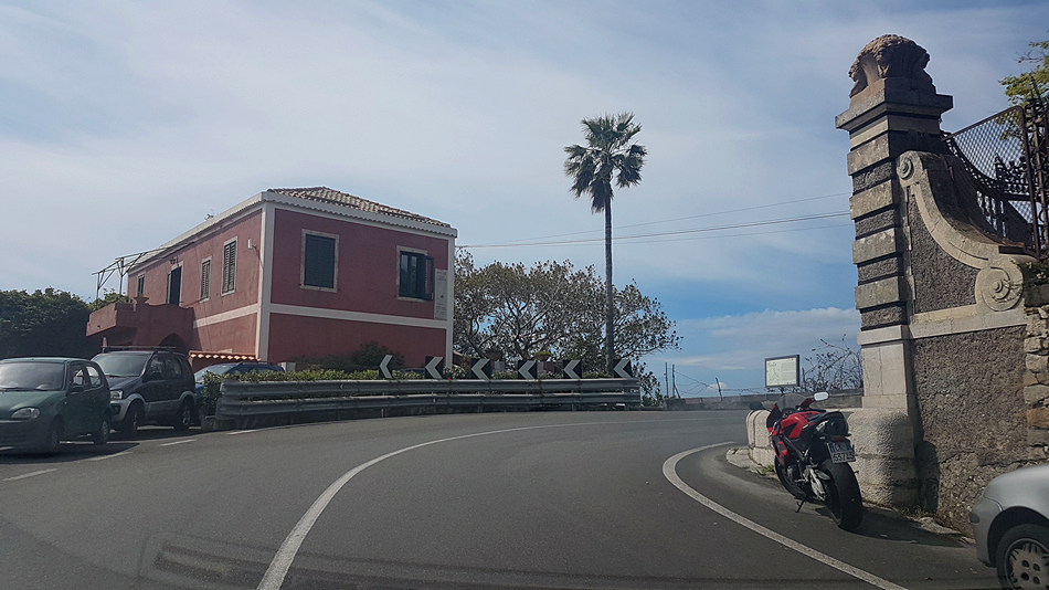 route taormina giardini-naxos and back