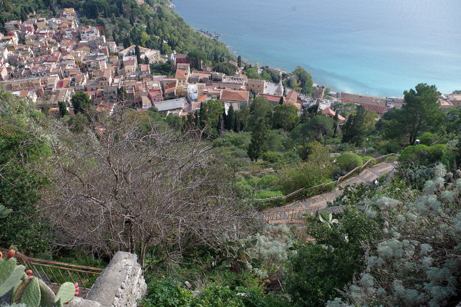 stairway via crucis