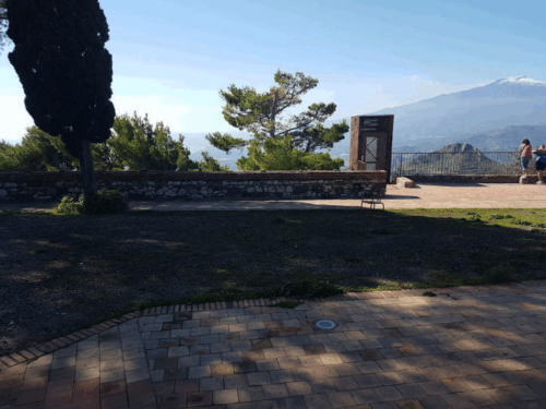 castelmola panoramica della area sommitale castello