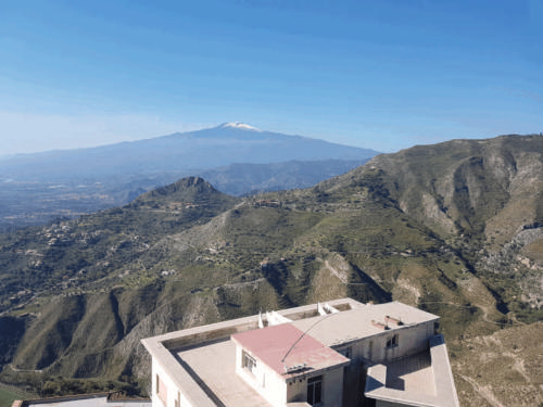 castelmola veduta etna dal castello