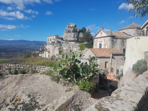 castiglione di sicilia 21 11 2018 veduta castello lauria da castelluccio