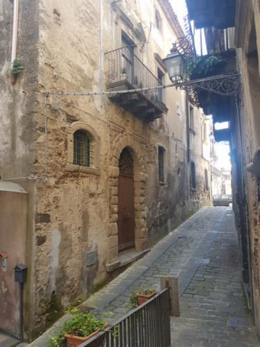 castiglione di sicilia 21 11 2018 via federico II